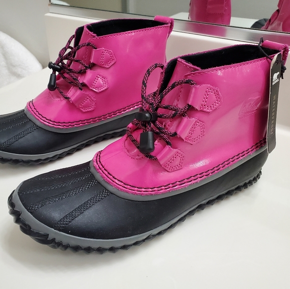 SOREL Out N About Waterproof Boots - Picture 4 of 13